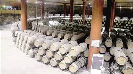 一瓶葡萄酒的全产业链——从葡萄园到餐桌的旅程