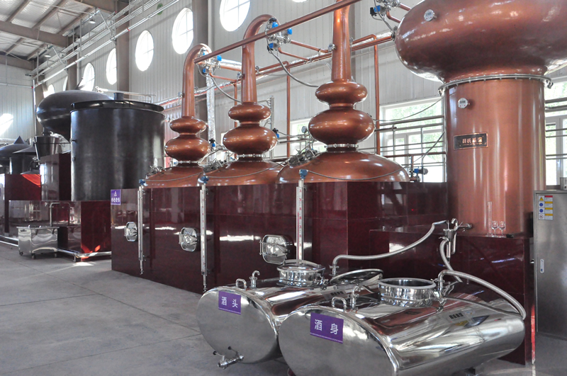 宁夏白兰地产业新篇章 西北最大基酒蒸馏项目投产，赋能葡萄酒加工全产业链